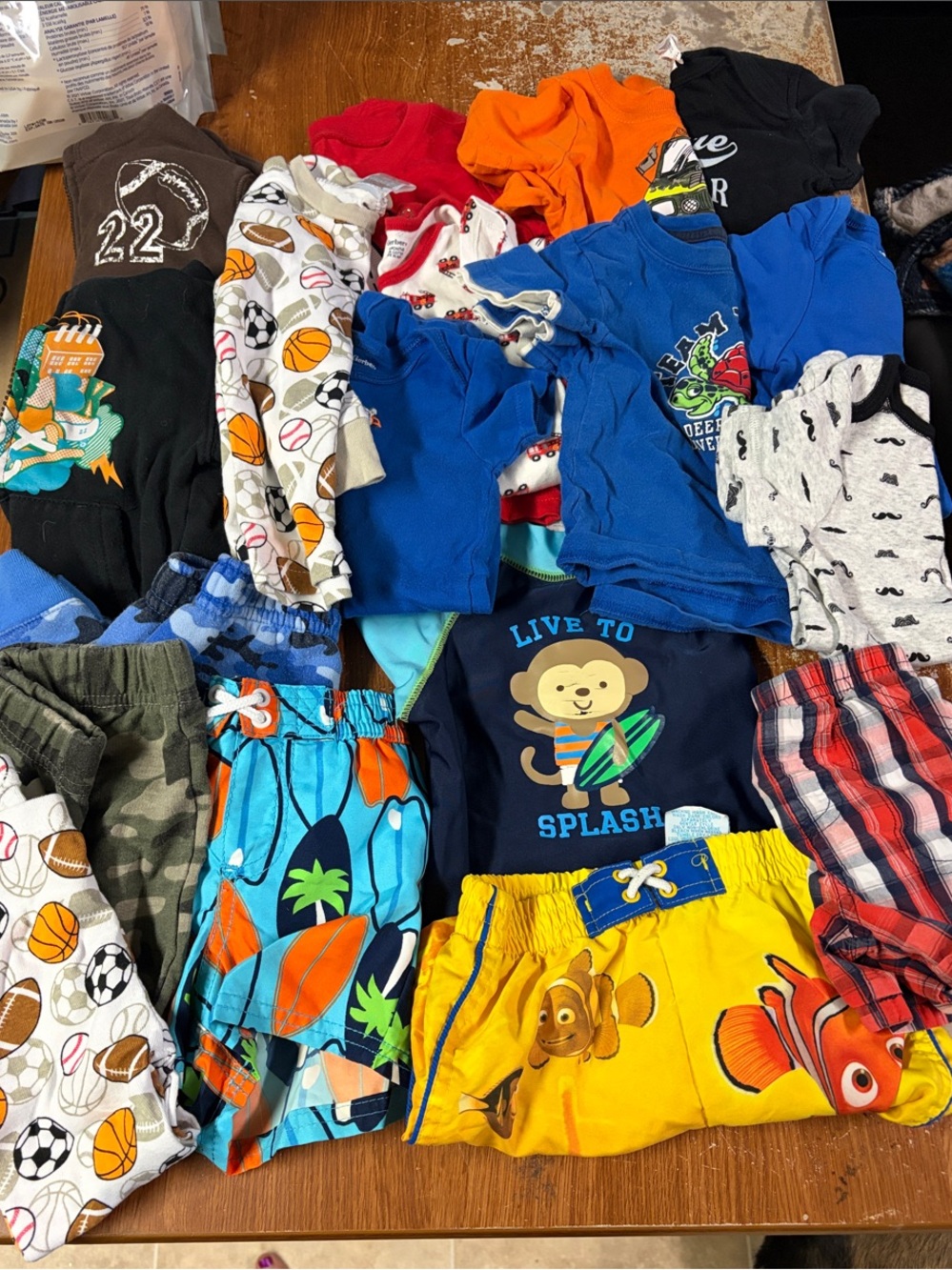 Assorted boys 12-18 mth Set